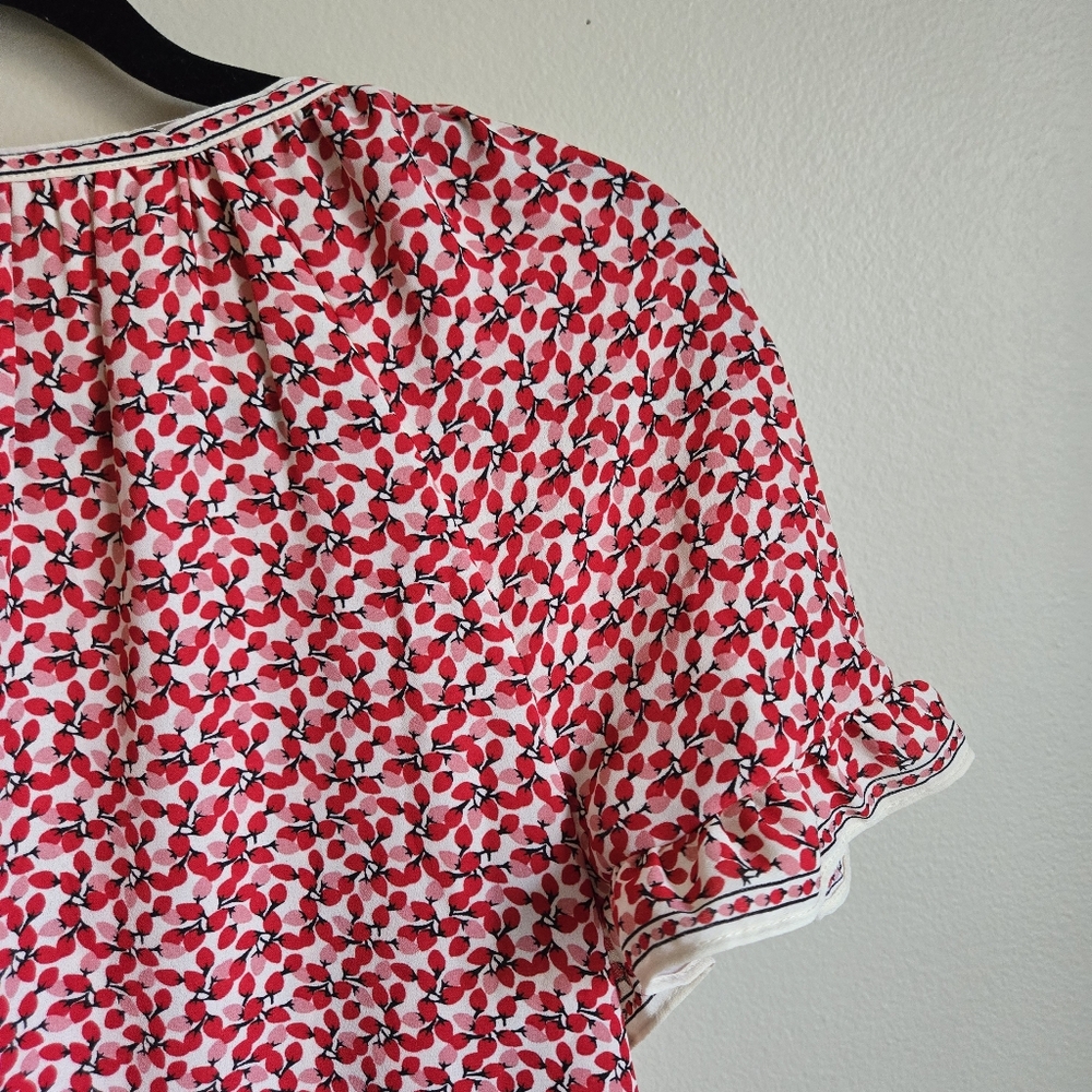 Size M Max Studio - Picture 3 of 6